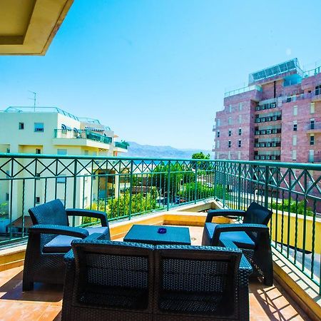 C Class Apartment Eilat Ngoại thất bức ảnh